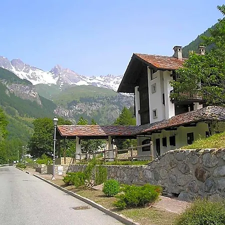 Dortoir De Hostel Ollomont
